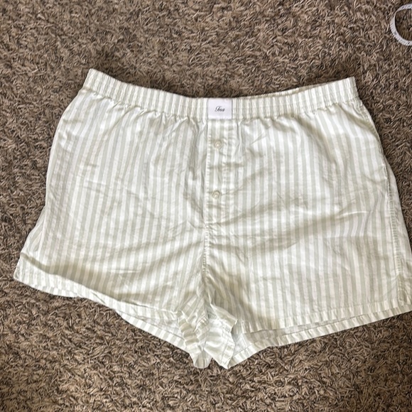 Aritzia Pants - Aritzia Light Green and White Striped Women’s Shorts